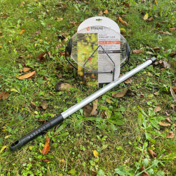 Zberač orechov a ovocia s násadou